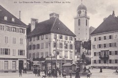 La_Chaux-de-Fonds_Place_de_Hotel-de-Ville_1910_CDU