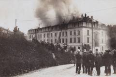 Le_Locle_Avenue_du_College_incendie1915_CDU